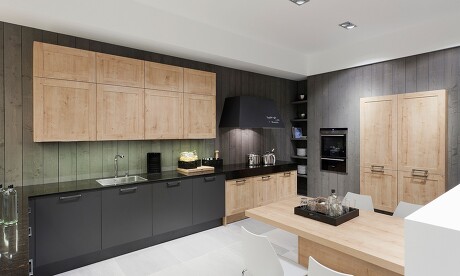 Beton, Holz, Edelstahl und Kunststoff wurden in dieser offenen Wohnküche ausgefallen kombiniert. Klicken vergrößert! Beton, Holz, Edelstahl und Kunststoff wurden in dieser offenen Wohnküche ausgefallen kombiniert. Klicken vergrößert!