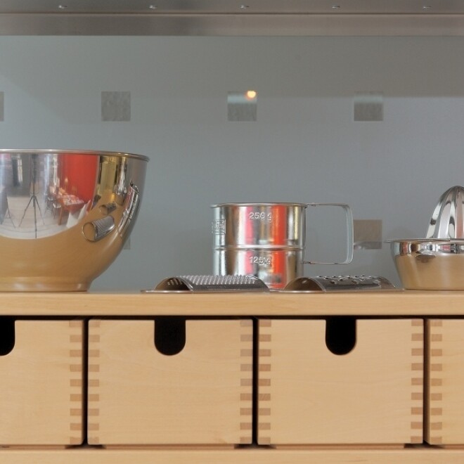 Stauraum für Lieblingssachen, die eine Küche so verführerisch und so gemütlich machen Stauraum für Lieblingssachen, die eine Küche so verführerisch und so gemütlich machen