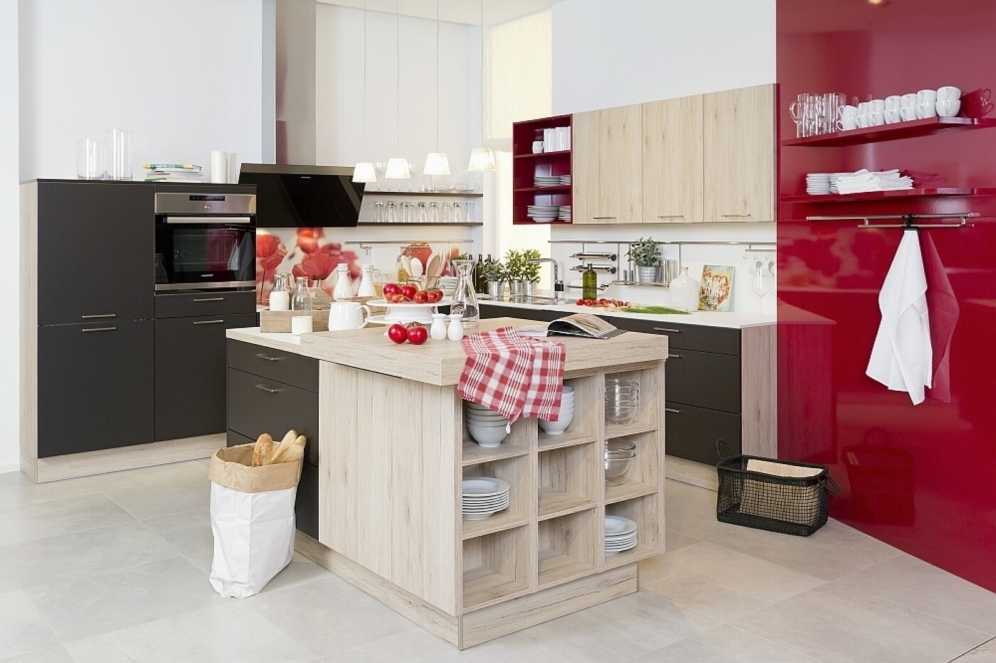 Die reine Vorbereitungsinsel ist in der Küche am unkompliziertesten zu verwirklichen. Die reine Vorbereitungsinsel ist in der Küche am unkompliziertesten zu verwirklichen.