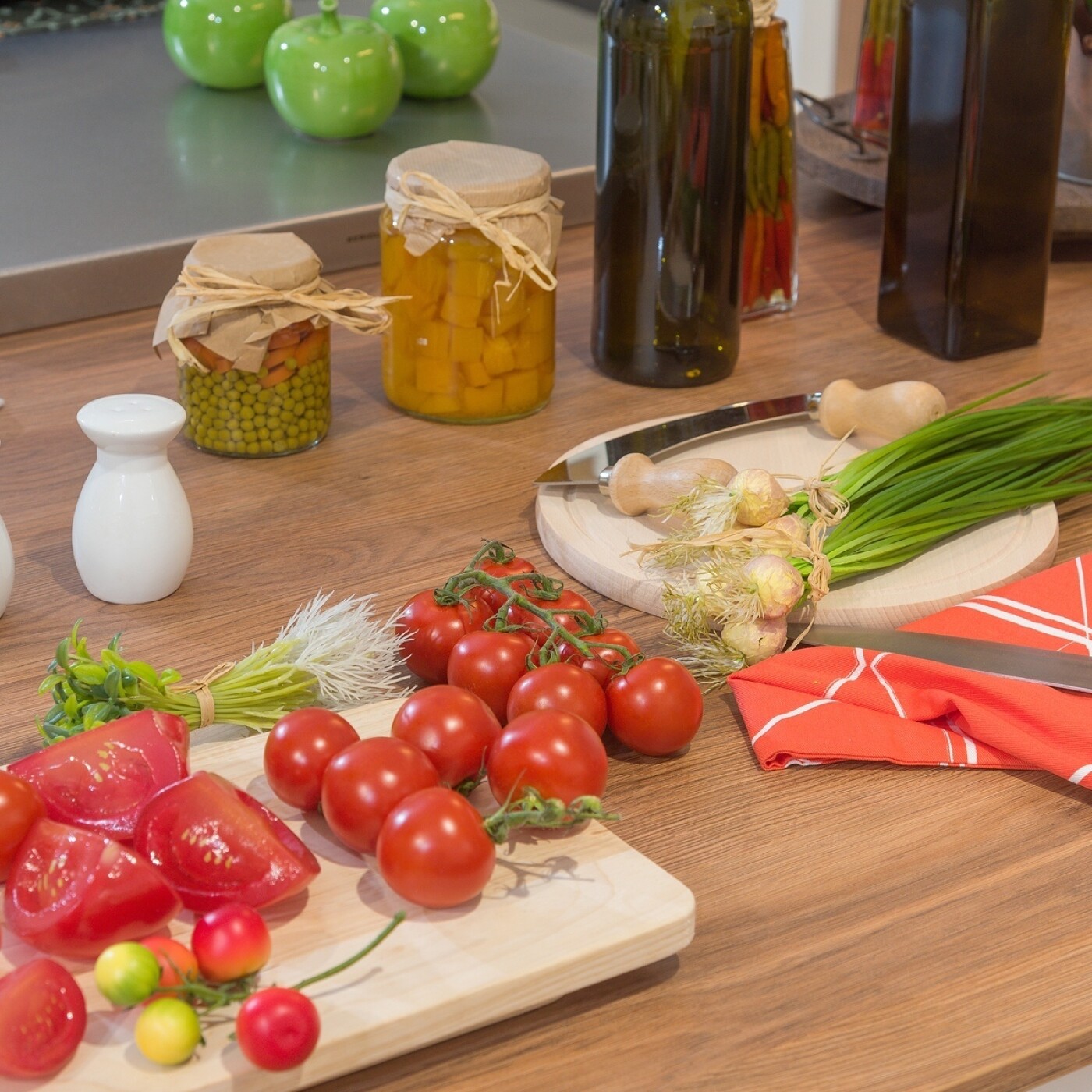 Natürliche Materialien wie Holz stehen für das, was eine Küche ausmacht. Natürliche Materialien wie Holz stehen für das, was eine Küche ausmacht.