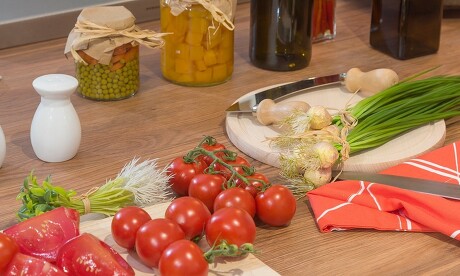 Natürliche Materialien wie Holz stehen für das, was eine Küche ausmacht. Natürliche Materialien wie Holz stehen für das, was eine Küche ausmacht.